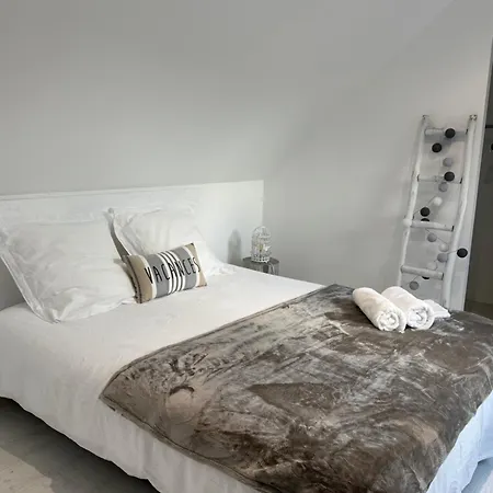 L'olivier De Munet Holiday home Distre